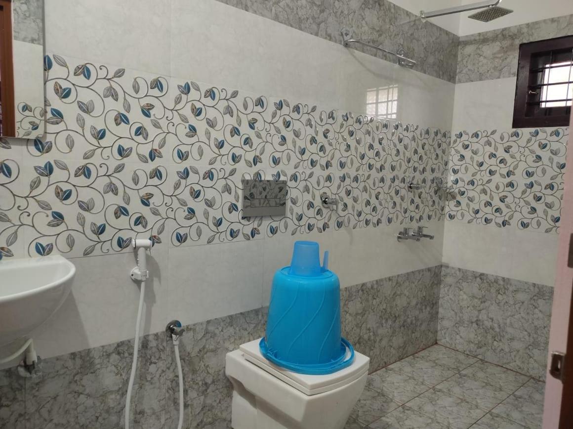 Sree Valsam Inn Bed Breakfast Alappuzha Ngoại thất bức ảnh